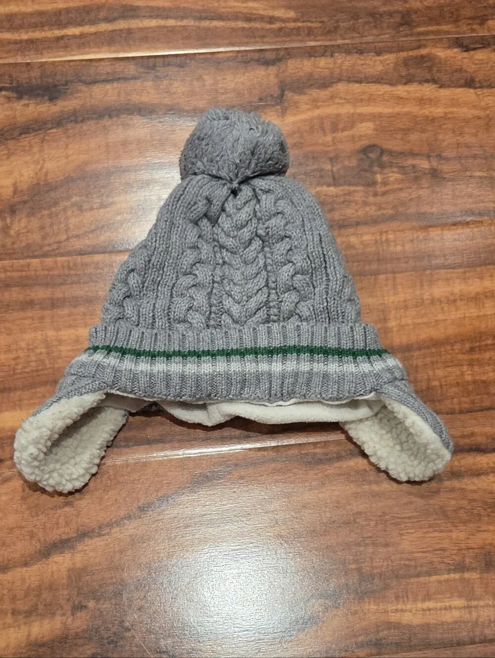 GAP Baby EUC 12 -18 Months Gray Knit Earflap Hat and Mitten Set